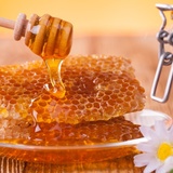 Kāpēc medus sarūgst?