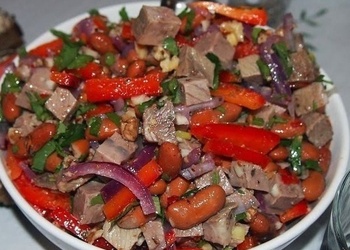 Sarkano pupiņu salāti „Tbilisi”