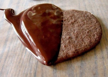 Šokolādes kanēļa sirsniņas