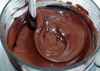 Kakao pulvera glazūra tortēm